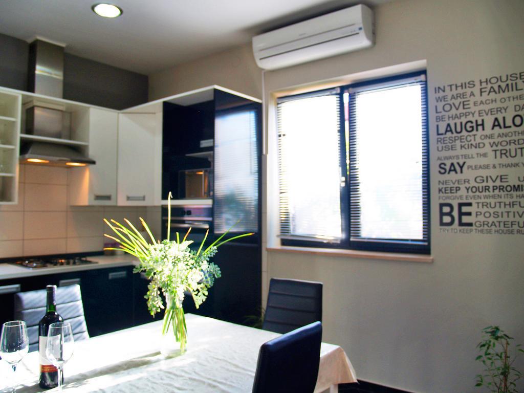 Roses Apartment Lukoran Екстер'єр фото