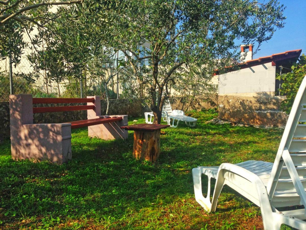 Roses Apartment Lukoran Екстер'єр фото
