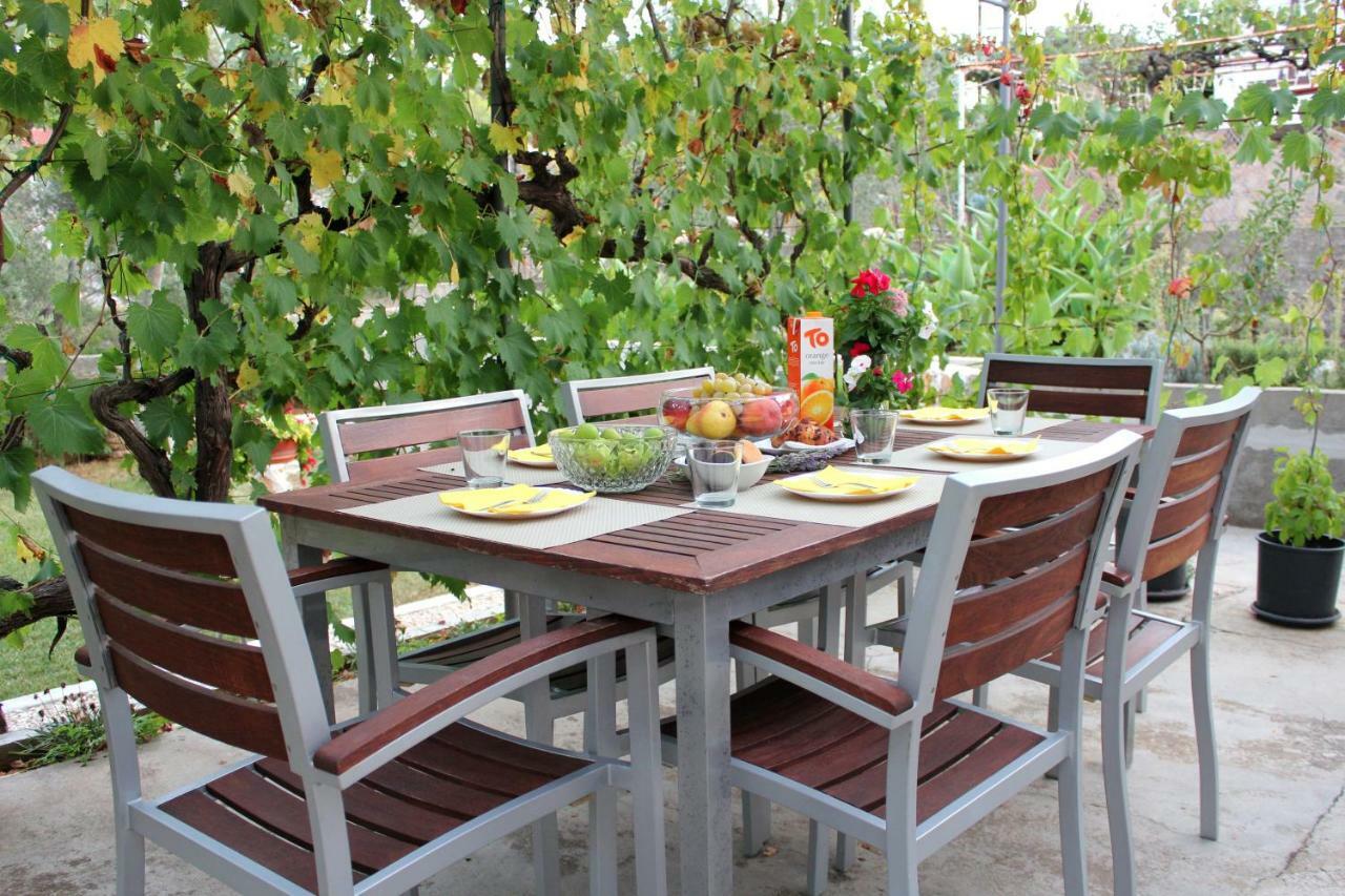 Roses Apartment Lukoran Екстер'єр фото