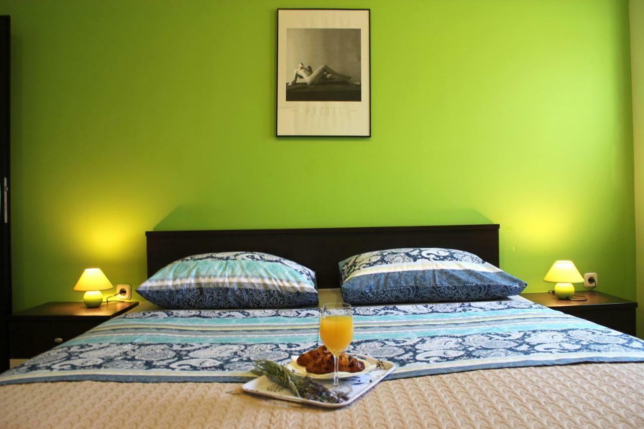 Roses Apartment Lukoran Екстер'єр фото